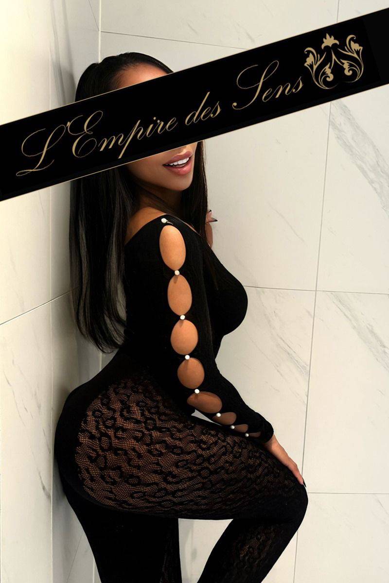 Lya masseuse tantrique et érotique.