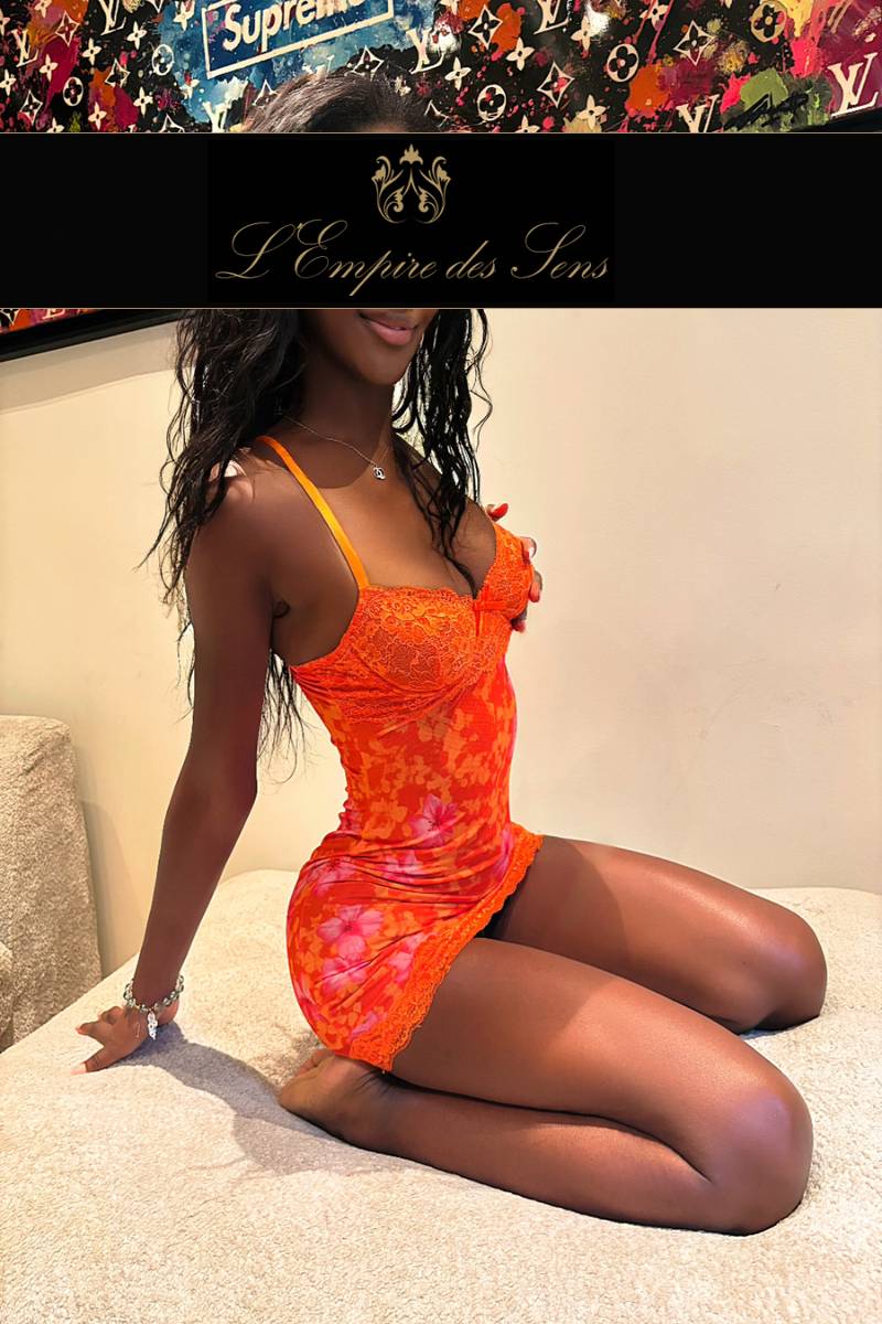 Maya Masseuse Tantrique et érotique